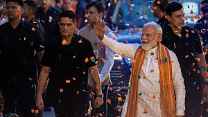 Modi urges limits on fuel use, travel and imports to save forex