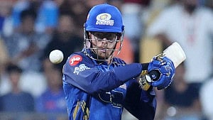 New Zealand's Santner out for a month