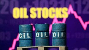 Oil’s price boom foreshadows post-war bust