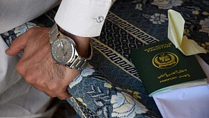 Pakistan Shias deported from UAE return to lost jobs