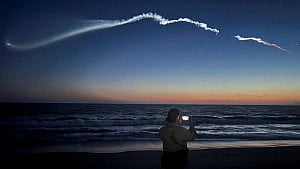Pentagon spars with Musk over Starlink costs