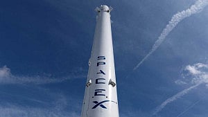 SpaceX wins $4.16bn US Space Force contract