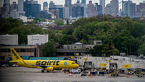 Airlines scramble to help stranded Spirit passengers