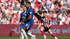 Sunderland beat Chelsea to seal European spot