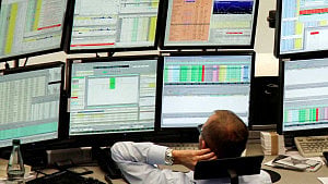 Global markets tread water
