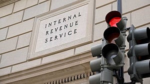 Trump drops IRS suit for $1.76bn fund