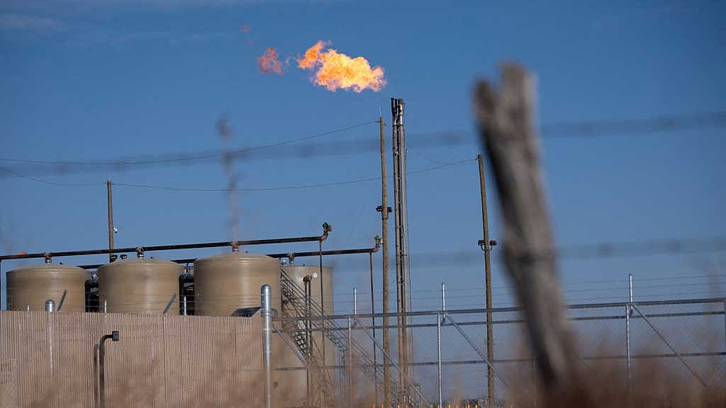 Asia, Europe scramble for gas, US faces surplus