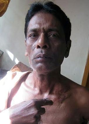 ধীরেন্দ্র কুমার দে এখন 