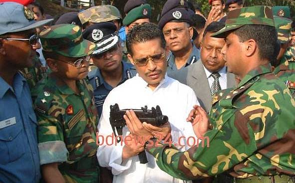 তখনকার স্বরাষ্ট্র প্রতিমন্ত্রী লুৎফুজ্জামান বাবর জঙ্গিবাদ কোনো সমস্যা বলে মনে করেননি 