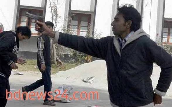 যে শিক্ষাঙ্গন এক সময় ছিল মানুষ গড়ার কারখানা, এখন তা পরিণত হয়েছে 'দুষ্টের' পালন কেন্দ্রে 