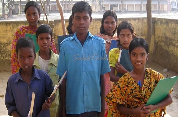 বর্তমান শিক্ষানীতিতে আদিবাসীদের মাতৃভাষায় প্রাথমিক শিক্ষা লাভ নিশ্চিত করা হয়েছে 