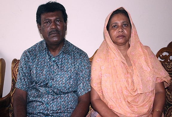 সহধর্মিনী নাজমা খানমের সঙ্গে মুক্তিযোদ্ধা বাদণ 