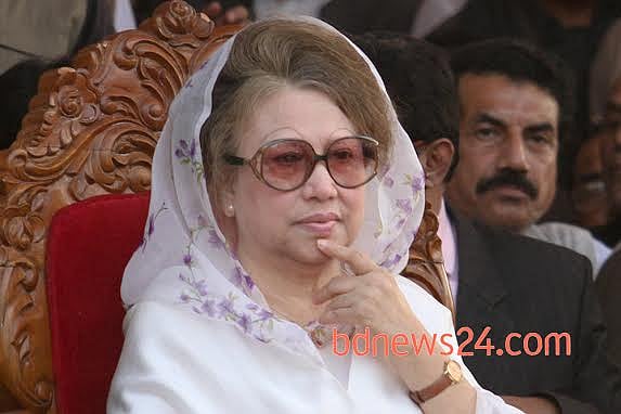 তিনি সেই সরকারপ্রধান যিনি সব প্রটোকল ভঙ্গ করে দখলদার বাহিনীর যে সামরিক অফিসার তাঁকে'রক্ষা' করেছিলেন, তার মৃত্যুতে শোকবাণী পাঠিয়েছিলেন তিনি সেই সরকারপ্রধান যিনি সব প্রটোকল ভঙ্গ করে দখলদার বাহিনীর যে সামরিক অফিসার তাঁকে'রক্ষা' করেছিলেন, তার মৃত্যুতে শোকবাণী পাঠিয়েছিলেন