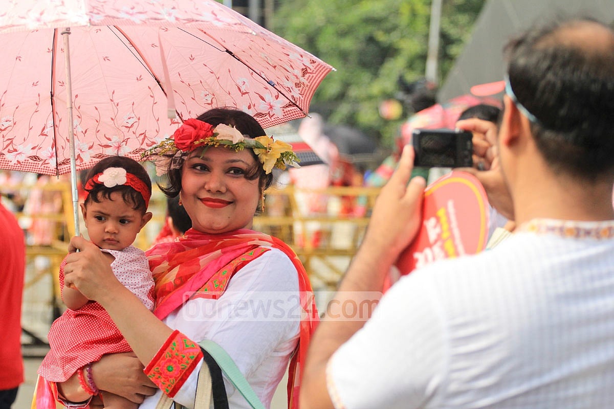 পহেলা বৈশাখ: একদিনের বাঙালিয়ানা