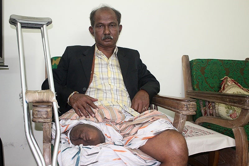 যুদ্ধাহত মুক্তিযোদ্ধা অনিল কুমার রায় এখন 