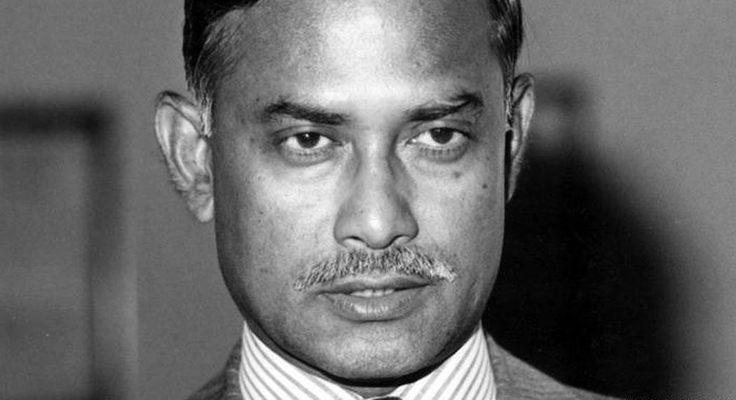 জিয়ার মতো সেনাবাহিনীর গতানুগতিক কাঠামো টিকিয়ে রাখতে আগ্রহী অফিসারকে সে রাতে অভ্যুত্থানকারীরা মুক্ত করেছিলেন সেনাবাহিনীর অনেক সদস্যের সমর্থনপ্রাপ্তির জন্য 