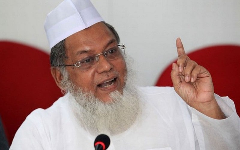 এ কথা কোরআনে-কারীমে স্পষ্ট বলা আছে, "তোমরা তাদের দেব-দেবীদের নিয়ে গালিগালাজ কর না" 