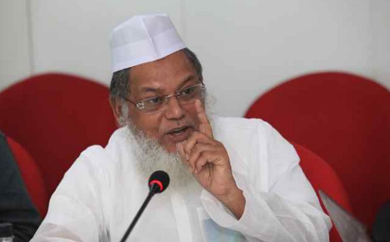 এই মাদ্রাসাগুলো যারা চালাচ্ছে তাদের ইচ্ছামতোই এগুলো চলছে, যার কারণে এই মাদ্রাসা ওই মাদ্রাসার মধ্যে মিল খুব কম 