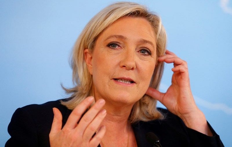 ফ্রান্সে আছেন ট্রাম্পের সদৃশ, মেরিন লা পেন (Marine Le Pen) 