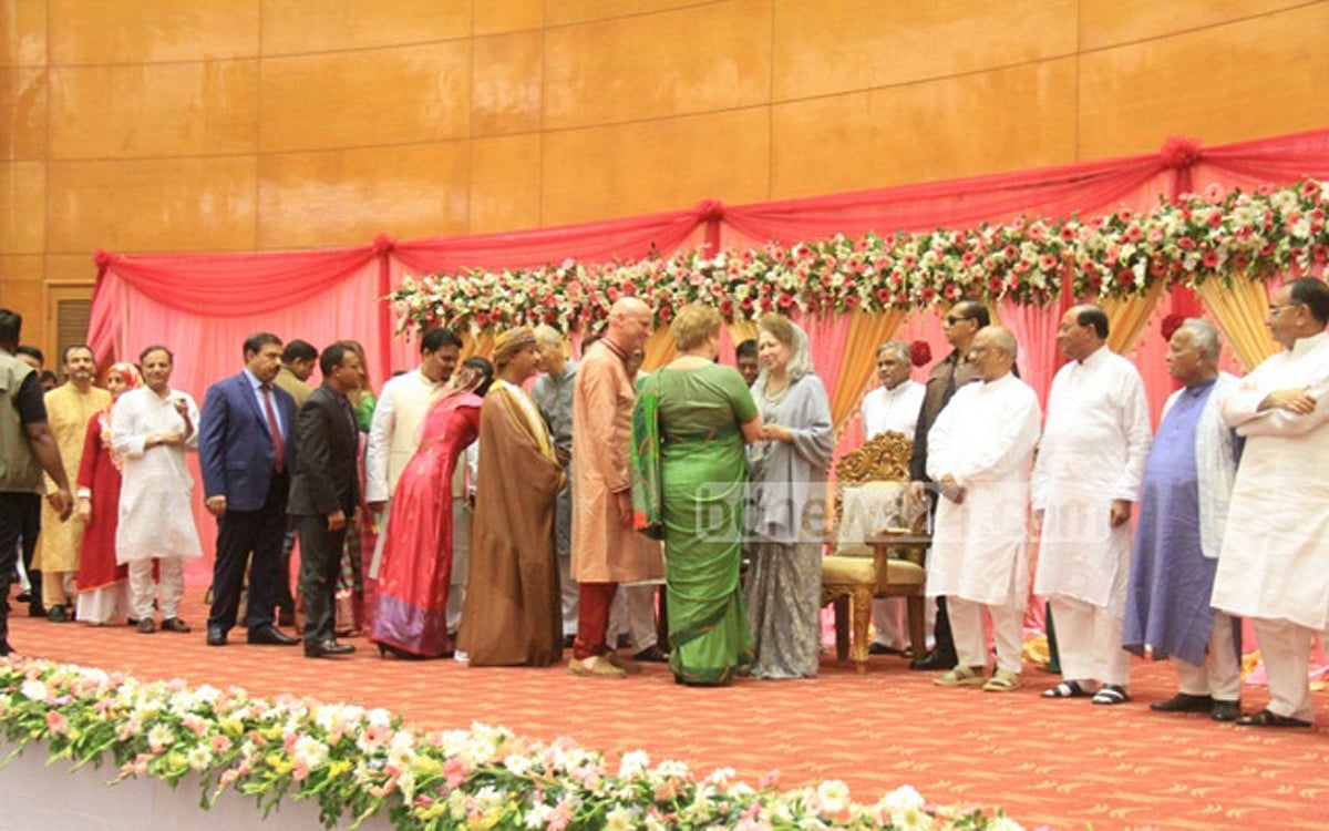 খালেদা জিয়ার নিরানন্দ ঈদ উৎসব