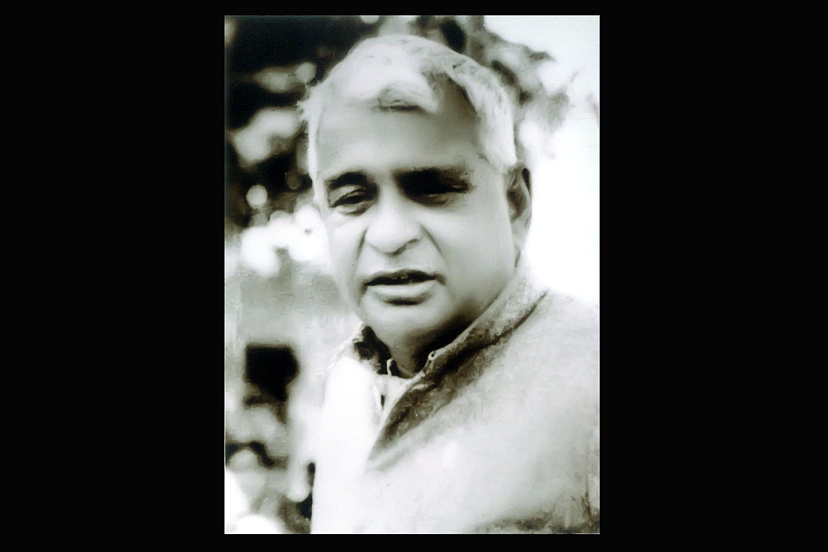 শহীদ ধীরেন্দ্রনাথ দত্ত:  এক দেশপ্রেমিক নেতা