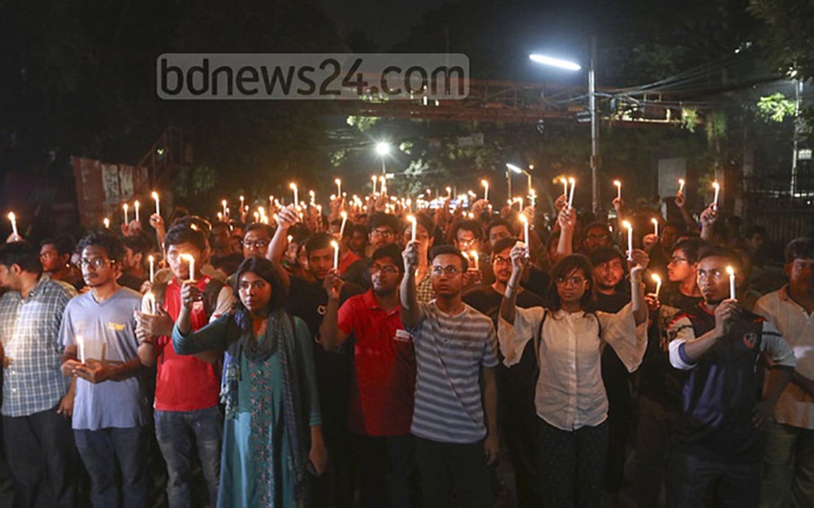 আবরার ফাহাদদের দীর্ঘ লাইন