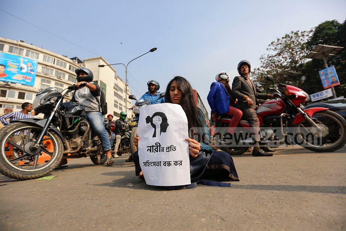 ক্ষমতার দাপট ও ধর্ষণ