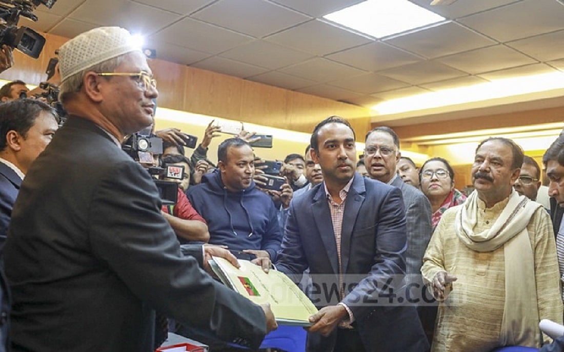 তাবিথ আওয়ালের মনোনয়ন: দুদক-ইসি কী বলবে?