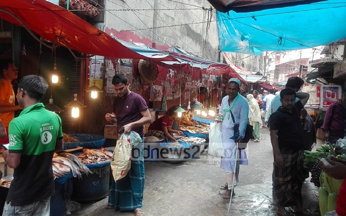 মজুদই যথেষ্ট নয়, তামাশা থামান
