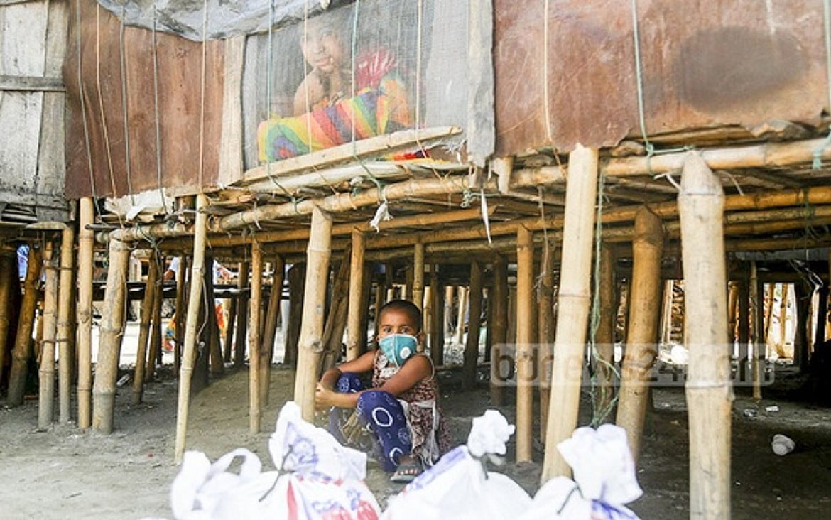 ঘরেই থাকতে হবে, রাখতে হবে