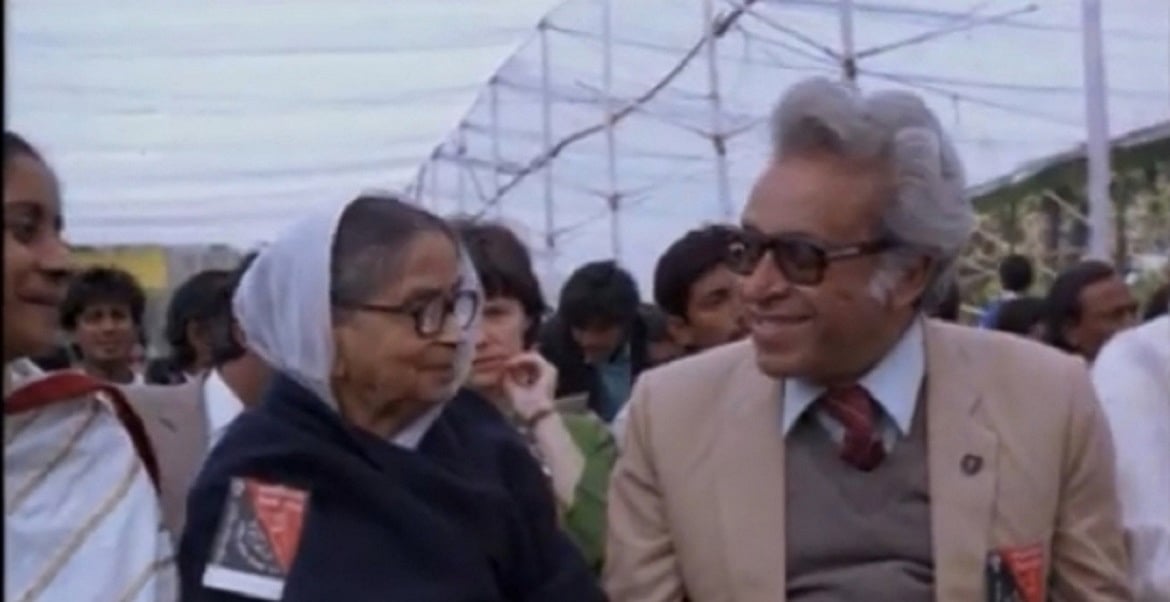 বিশ শতকের আলোর পূজারী সুফিয়া কামাল