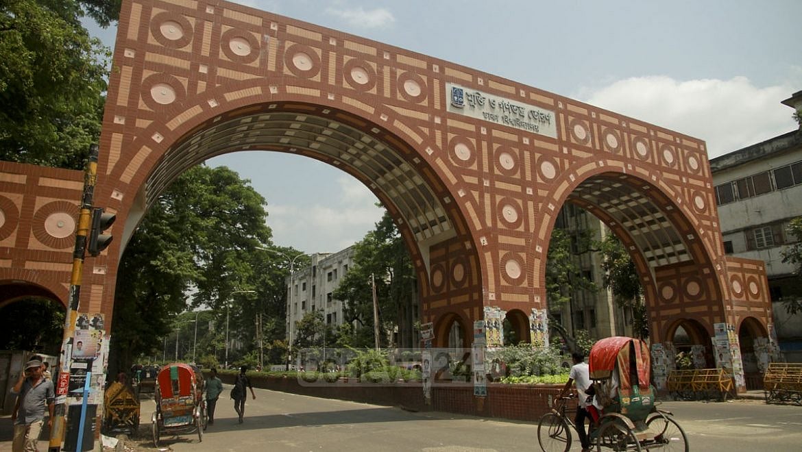 ‘এসব দেখি কানার হাট বাজার’