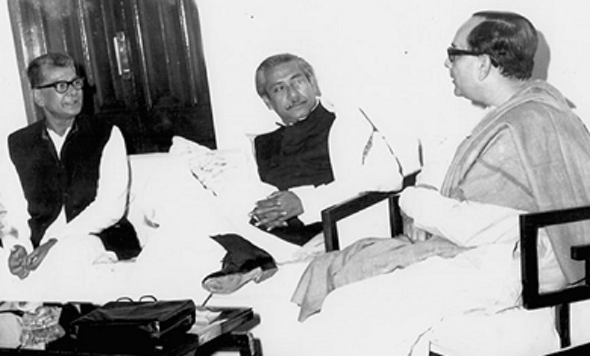 ত্রিকালদর্শী বিপ্লবী ফণীভূষণ মজুমদারের জীবনচরিত