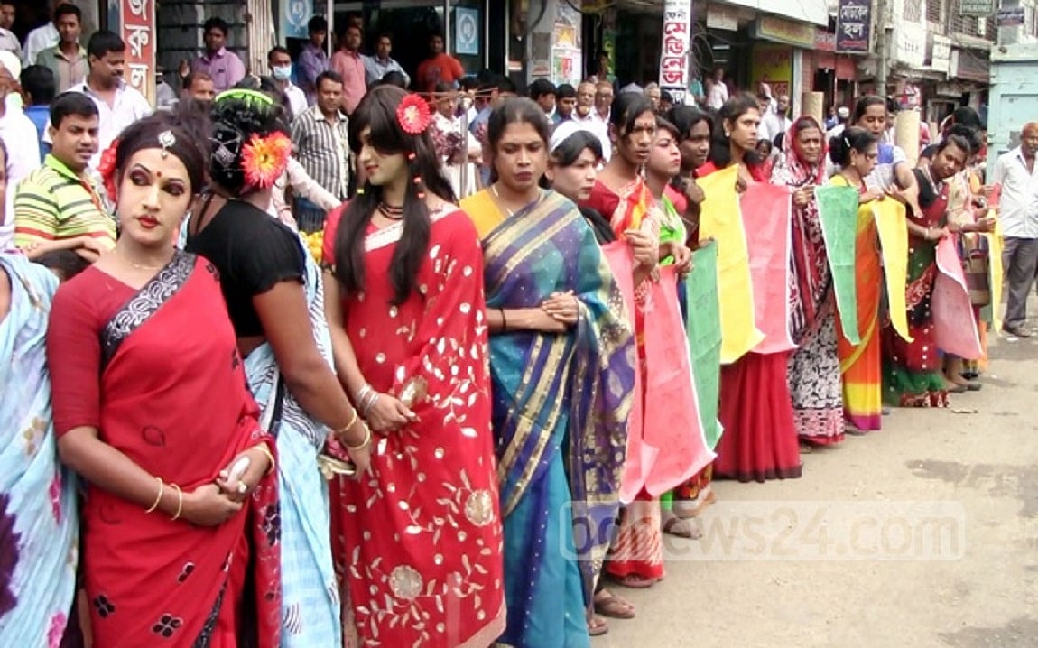 ব্যতিক্রমকে মেনে নেয়ার শক্তি ও জ্ঞানের অভাবে ভুগছে পৃথিবী