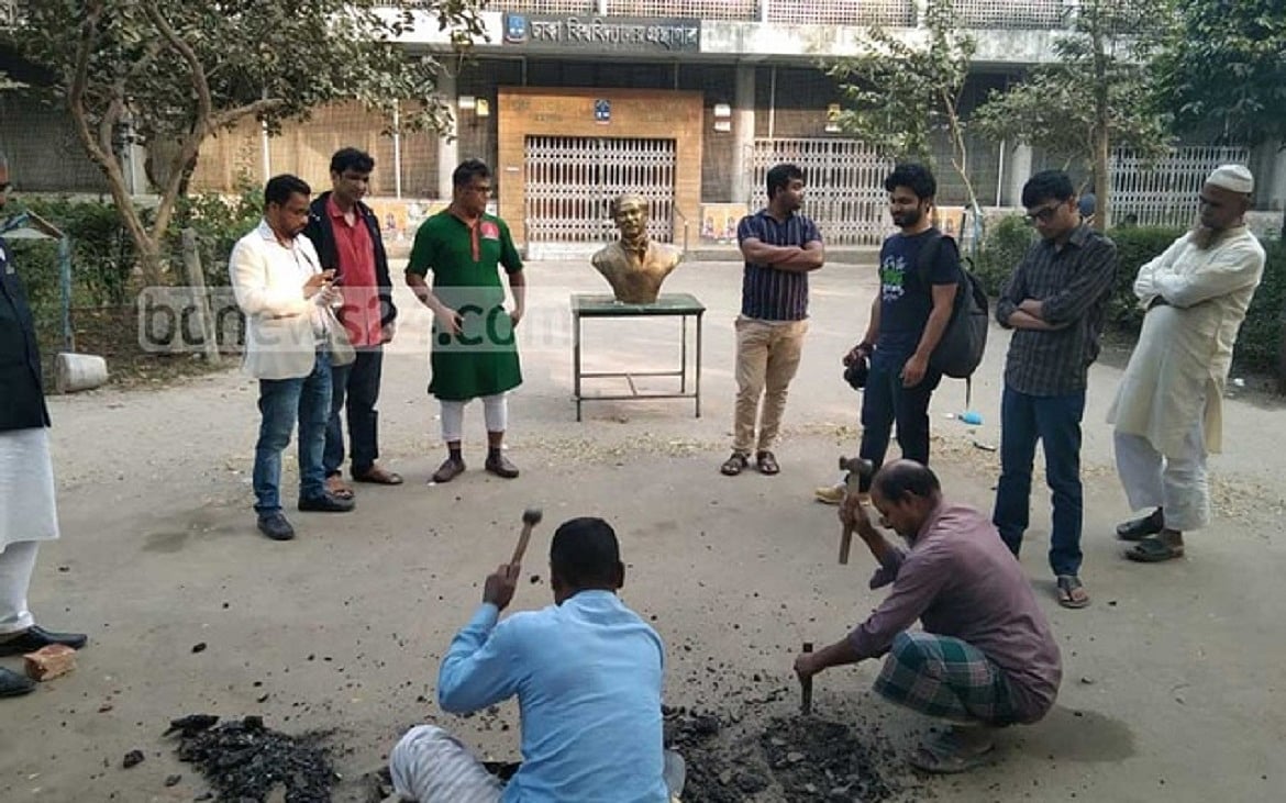 বঙ্গবন্ধুর নামে ভাস্কর্য ও নামকরণ