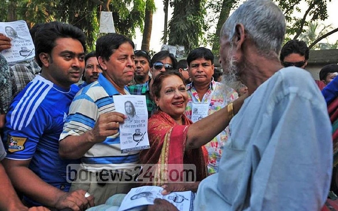 করোনার খাদ্য আজ মানব হৃদয়, বিদায় কবরী