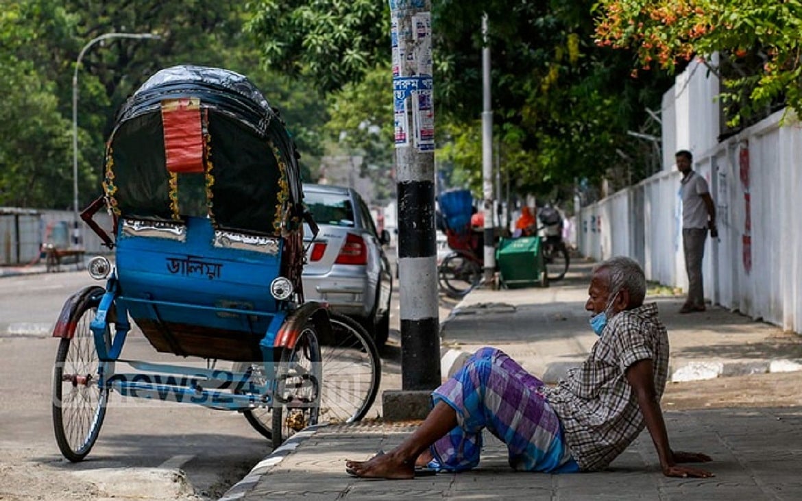 মানুষ বড় কাঁদছে, মানুষের পাশে দাঁড়াও