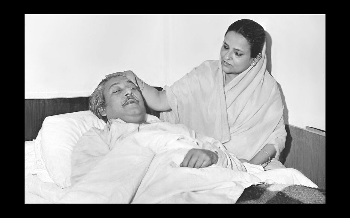 মৃত্যুমাঝে ঢাকা আছে যে অন্তহীন প্রাণ