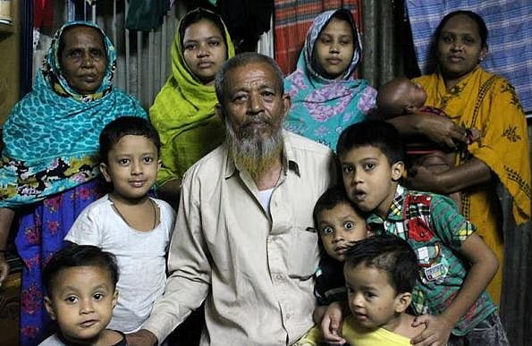 সপরিবারে আবদুর রহিম 