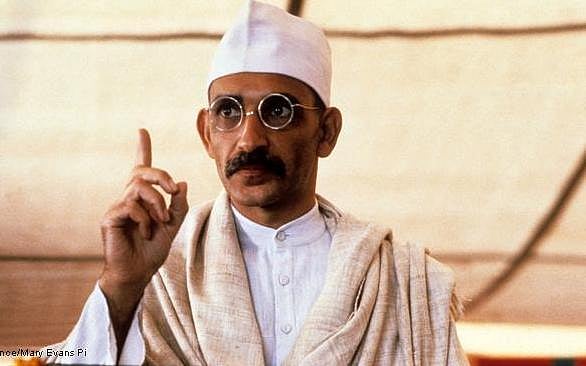 ১৫ মিলিয়ন ব্রিটিশ পাউন্ড স্টার্লিং খরচে নির্মিত ছবিটি প্রায় ৬০ মিলিয়ন ডলার আয় করেছে 