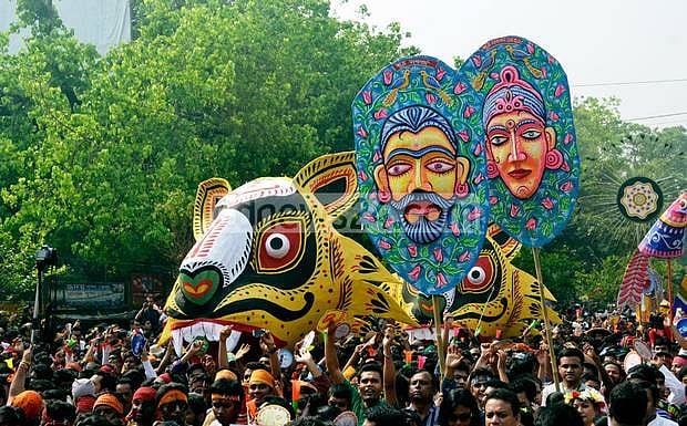 বাংলা সন ও তারিখ থেকে উৎসারিত বলেই বাংলা নববর্ষকে আমরা গ্রহণ করছি আনন্দ ও উৎসবের আমেজে 