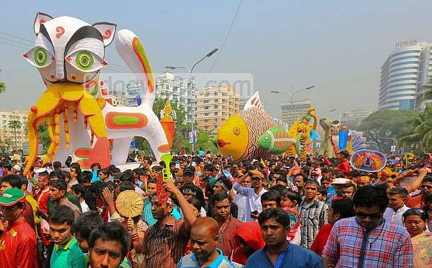 আশ্রয়-প্রশ্রয় পায় মুক্তিযুদ্ধে পরাজিত শক্তি, যারা কি না ধর্মের নামে মুছে ফেলতে চেয়েছিল বাঙালির হাজার বছরের পাললিক রাজনৈতিক সংস্কৃতি 