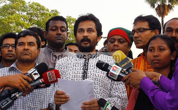 শুধু আওয়ামী লীগের কাছেই নাকি অন্য দলগুলোর কাছেও গণজাগরণ মঞ্চের একই দাবি 