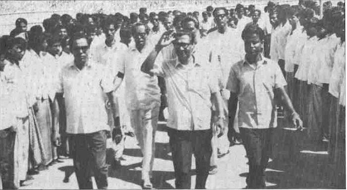 তাজউদ্দীন আহমদ বলেছিলেন যুদ্ধাবস্থায় সরকার যেখানে যাবে তার নাম হবে 'মুজিবনগর'। 