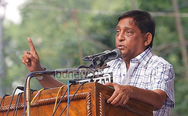বিবৃতি দেওয়ার মধ্য দিয়ে মন্ত্রীও তদন্তে ব্যাঘাত ঘটিয়েছেন 