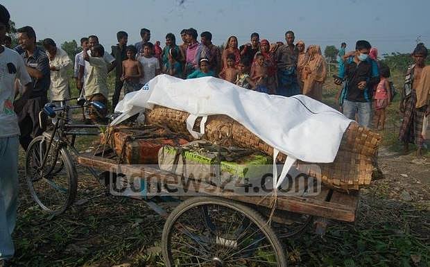 দেশে রাজনৈতিক অস্থিরতা নেই, সরকারের কোনো মারদাঙ্গা প্রতিপক্ষ নেই, তাতে লাশের মিছিল থেমে থাকেনি 