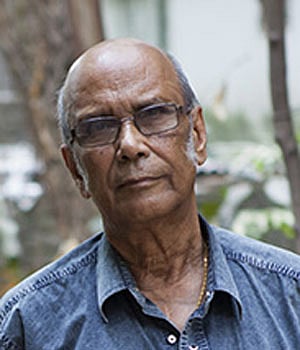 বহুমাত্রিক সৈয়দ হক