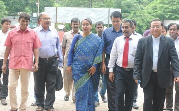 Chairman of India-Bangladesh Chamber of Commerce and Industry, Matlub Ahmad (on extreme right) with Dipu Moni at Tripura Conclave. Photo credit: www.tripurainfoway.com 