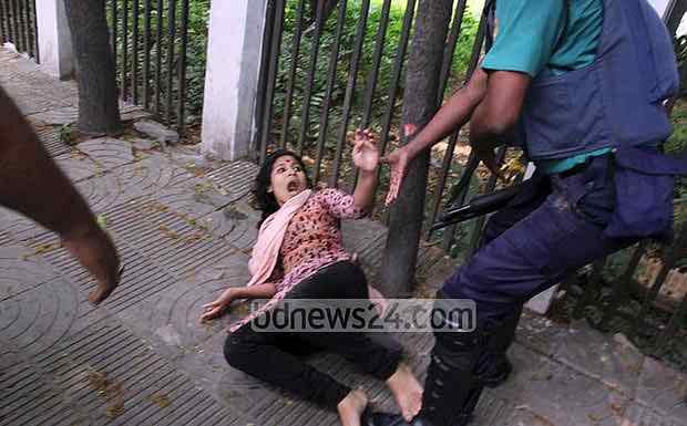যৌন হয়রানির প্রতিবাদ মিছিলে হামলা: প্রলয় হলে দেবালয় রক্ষা পায় না