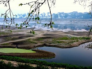 ছবি ৩- ব্রহ্মপুত্র, ময়মনসিংহ ছবি ৩- ব্রহ্মপুত্র, ময়মনসিংহ